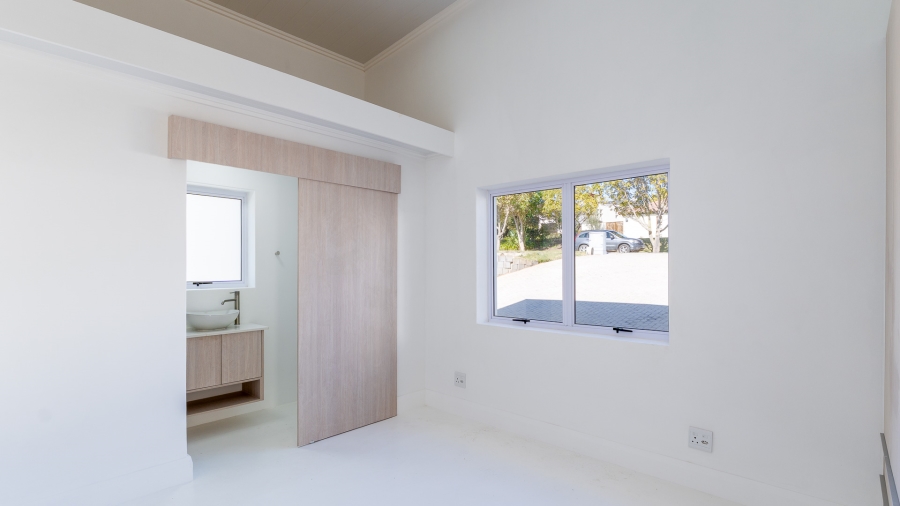 3 Bedroom Property for Sale in Hersham Western Cape